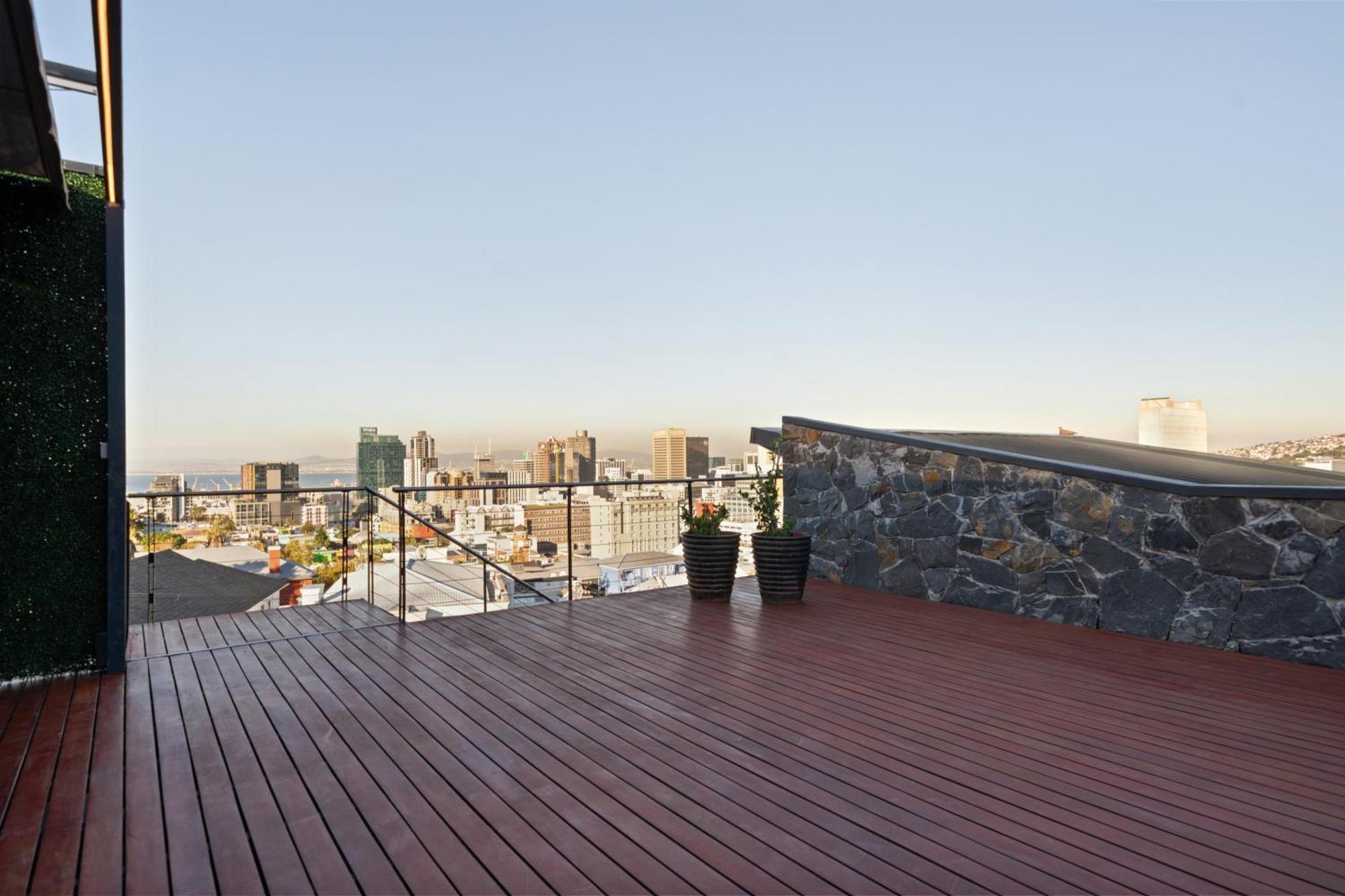The Lookout - Panoramic 4 Bedroom House With Free Wifi And Pool Fokváros Kültér fotó